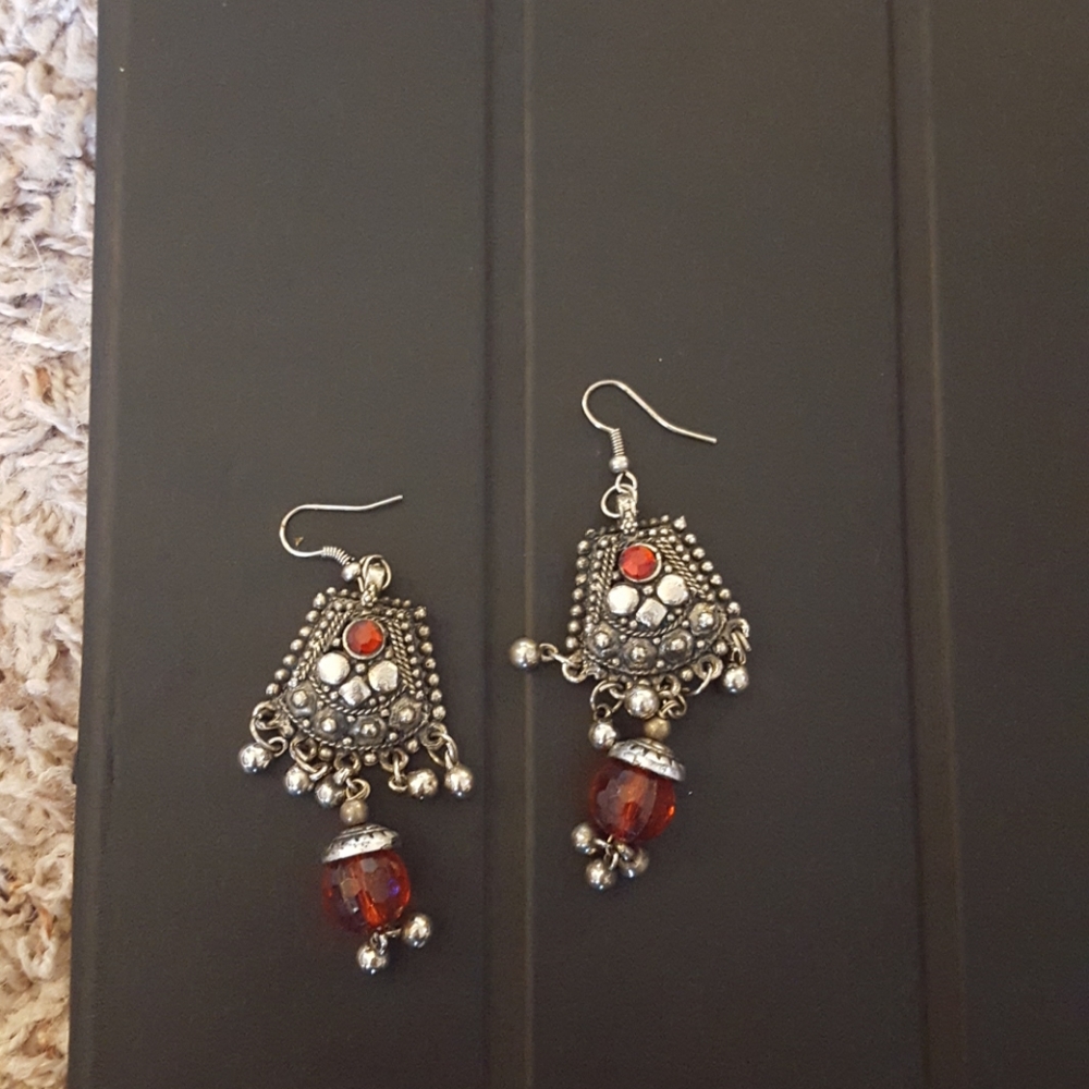 dont have my ears peirced anymore